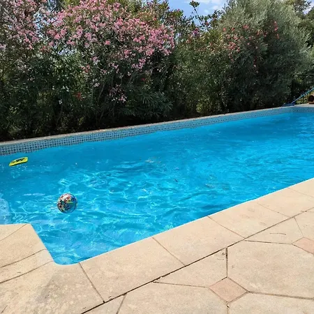Accueillante Avec Piscine A