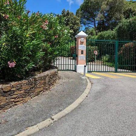 Villa Accueillante Avec Piscine A