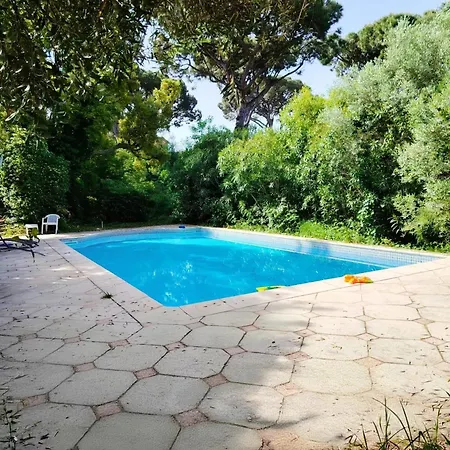 Accueillante Avec Piscine A