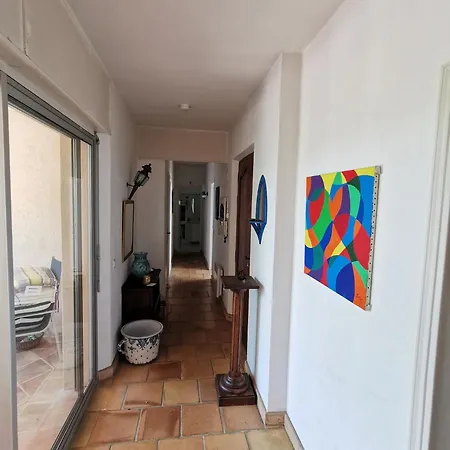 Accueillante Avec Piscine A Villa *