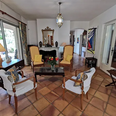 Accueillante Avec Piscine à Villa La Croix-Valmer